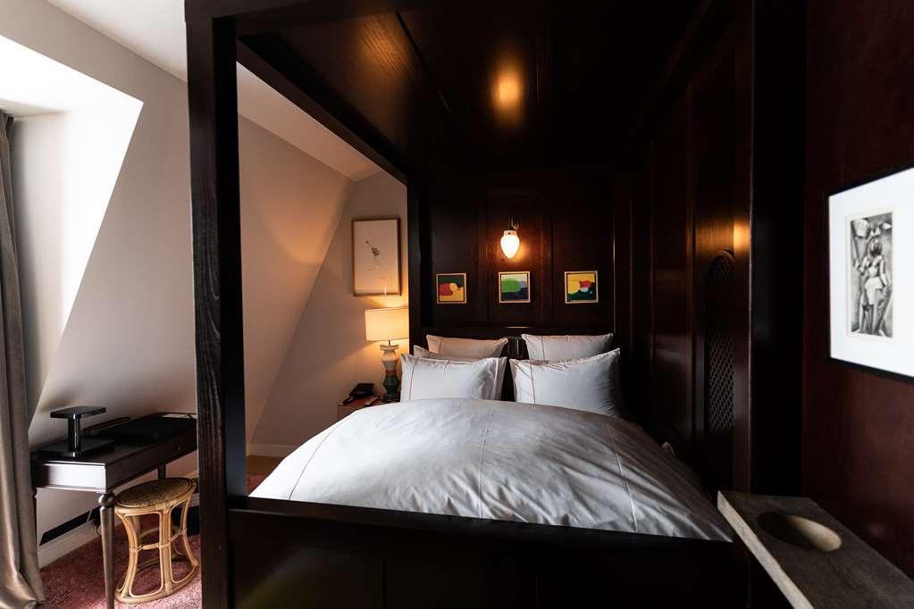 Experimental Marais Hotel Paris Phòng bức ảnh